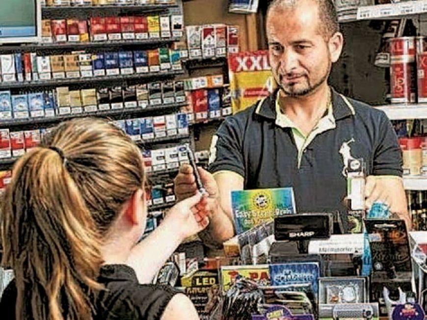 E-chichas: les magasins peuvent en vendre aux mineurs