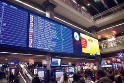 Panneaux d’affichage CFF: la pub grignote l’info