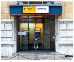 La Poste devrait rester une poste